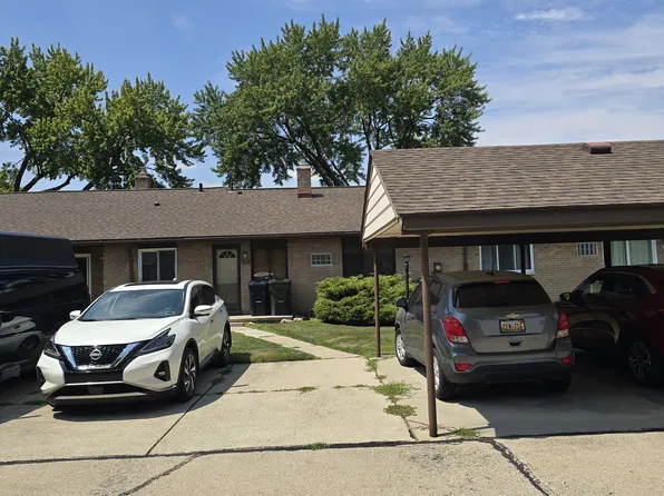 8401 Eighteen Mile Rd #238, Sterling Heights, MI 48313