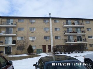 500 E Dogwood Ln APT 107, Mount Prospect, IL 60056
