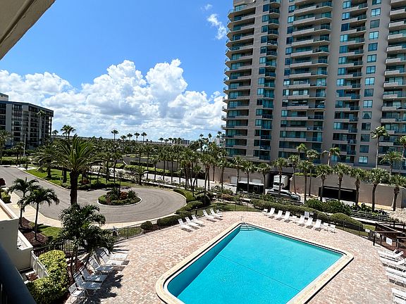 2nd image of 1480 Gulf Blvd APT 303
