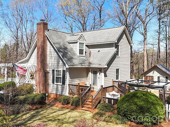 4th image of 8003 Pine Oak Rd