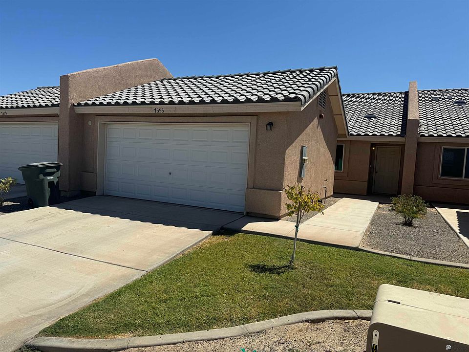 1st image of 7353 E 39th Pl