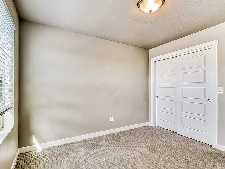 1083 W Osprey Dr — Photo 13