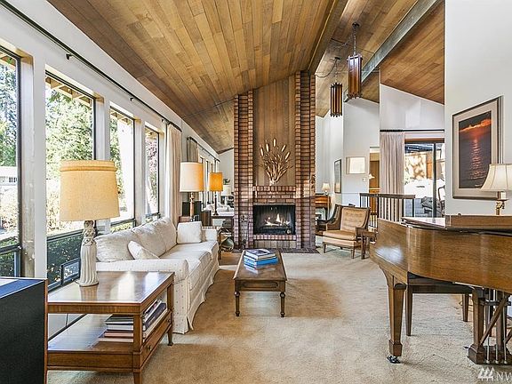 2nd image of 1200 176th Ave NE