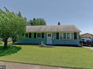 450 Wayne Rd, Bellmawr, NJ 08031