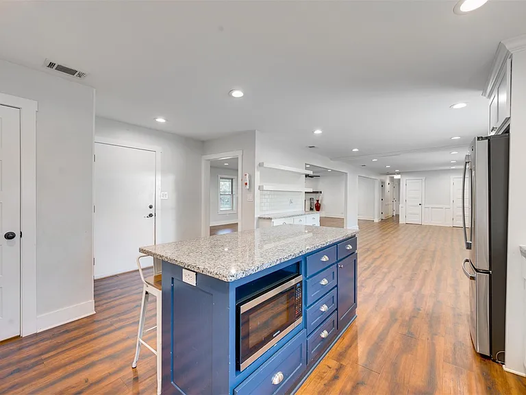215 Perryman Rd — Photo 17