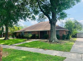 2912 Lancelot Dr, Baton Rouge, LA 70816