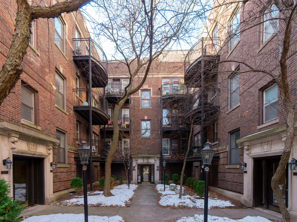 3644 N Pine Grove Ave #1, Chicago, IL 60613