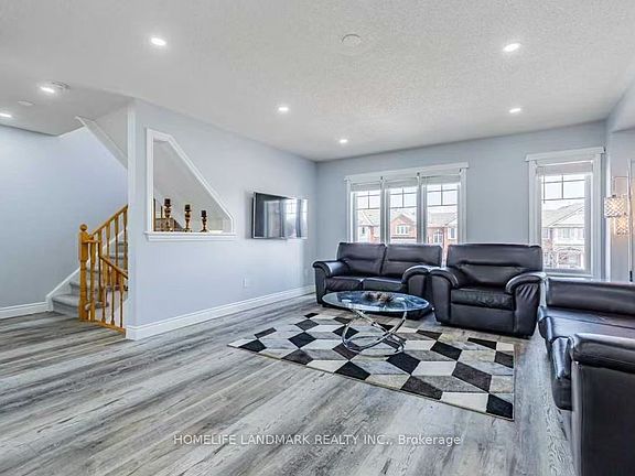 4th image of 3055 Highvalley Rd