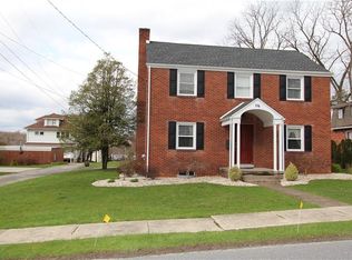 116 W Vincent St, Ligonier, PA 15658