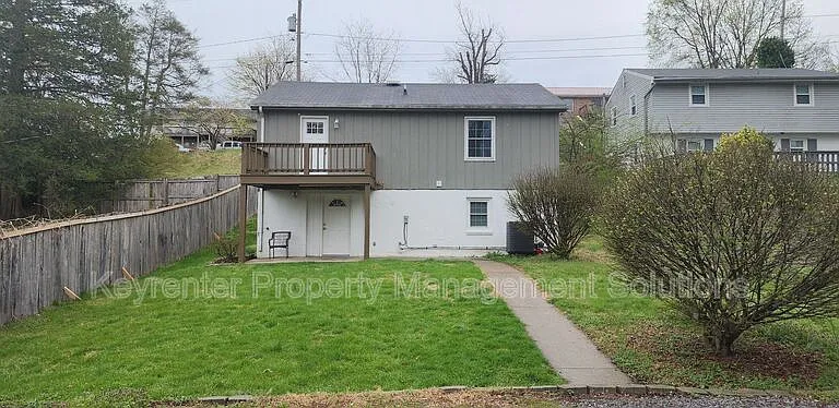 825 Highland Ave — Photo 27