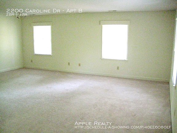 3rd image of 2200 Caroline Dr #B