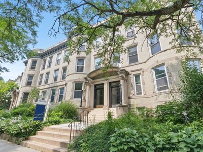 95 Centre St #1, Brookline, MA, 02446