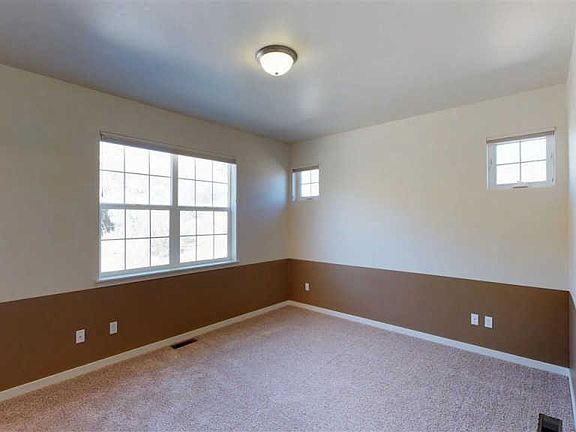 5th image of 129 River Oaks Dr