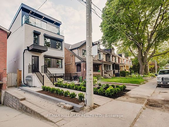 3rd image of 37 Milverton Blvd