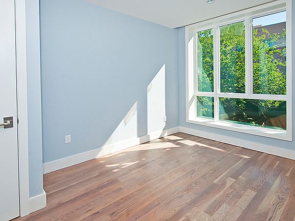 4th image of 221 Spencer St APT 3R