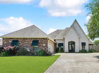 11446 Copperwood Dr, Denham Springs, LA 70726