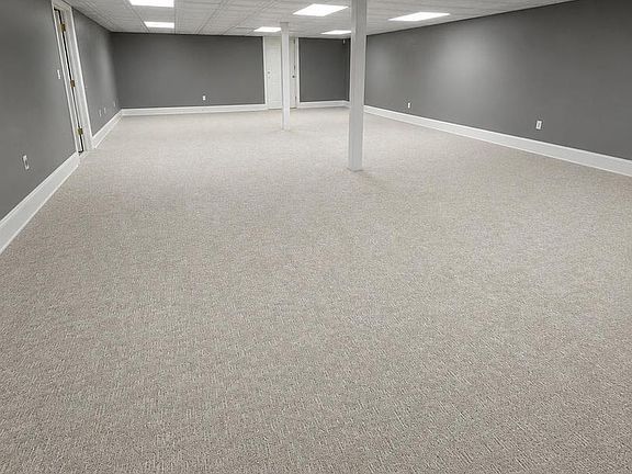 5th image of 295 Cornfield Cir