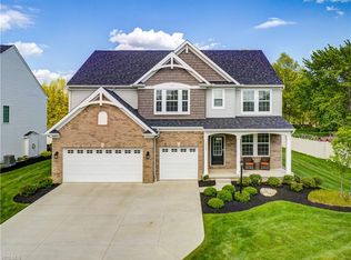 12681 S Churchill Way, Strongsville, OH 44149