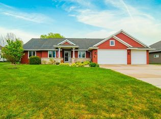 3947 Agatha Christie Ave, De Pere, WI 54115