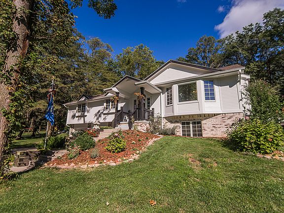 2nd image of 55225 Forrester Valley Ln