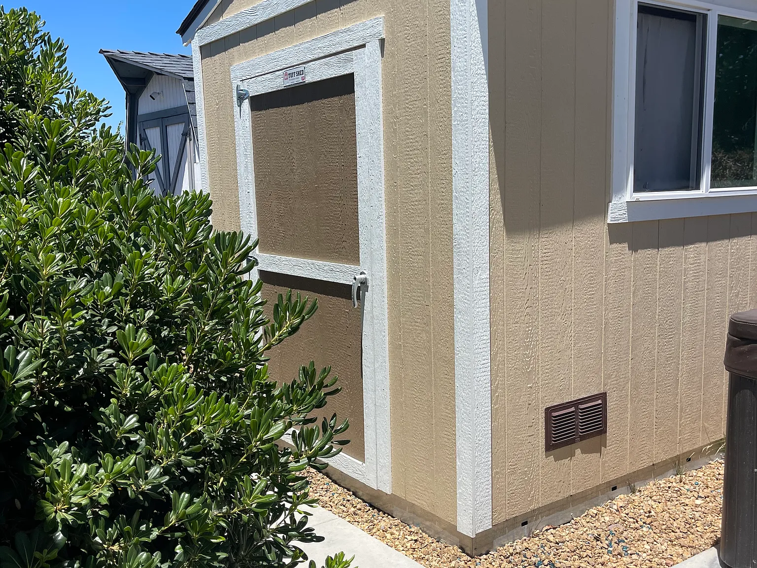 3 bed, 1350 sqft, $4,000 — Photo 4