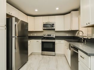 185 Metropolitan Dr, Henderson, NV 89015