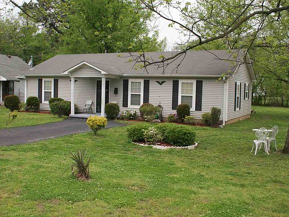 2nd image of 1632 Shelby Dr