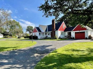 1947 Clifton Park Rd, Niskayuna, NY 12309