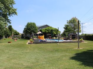 1399 Lilac Ln, Addison, IL 60101