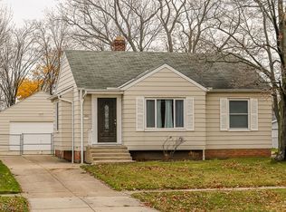 1403 Lander Rd, Mayfield Heights, OH 44124