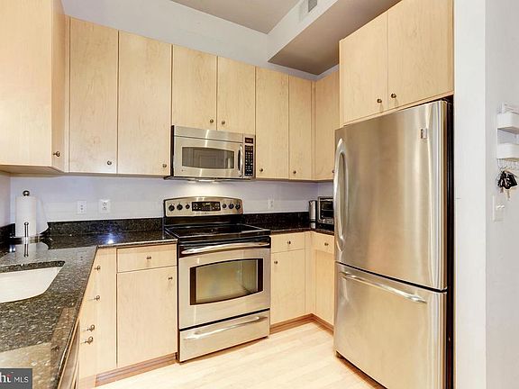 4th image of 520 John Carlyle St Unit 217