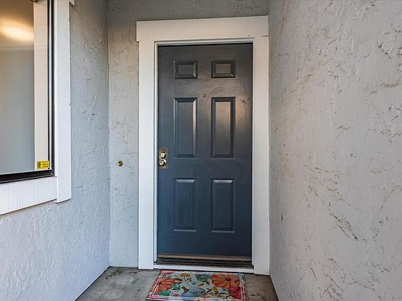 3rd image of 4958 Red Creek Dr