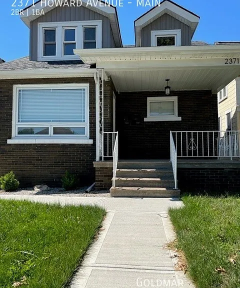 2371 Howard Ave #1 — Photo 4