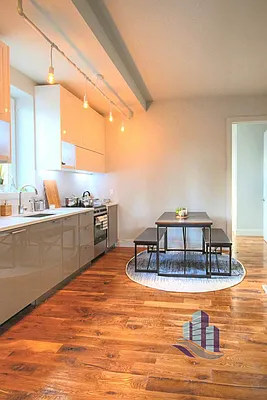 Rented by GTM Property Group  | media 29