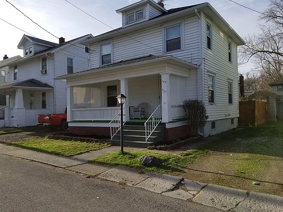 3rd image of 145 Curtis Ct