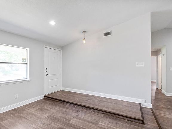 5th image of 109 Ocean Dr