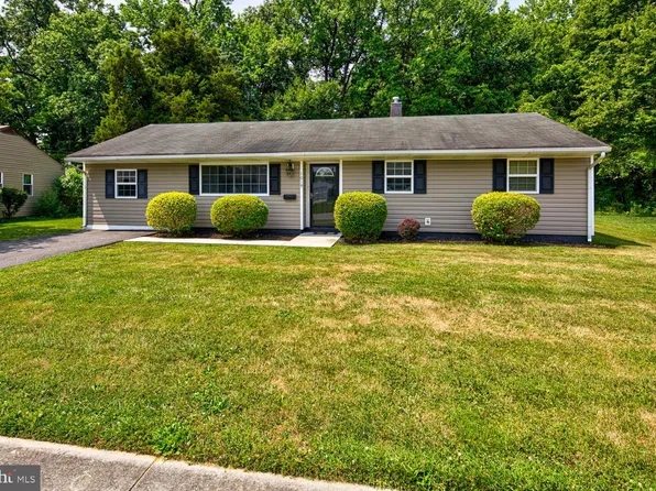 1019 S Gerald Dr, Newark, DE 19713