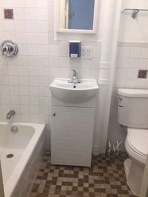 Rented by WorldWide Homes, Inc. | media 10