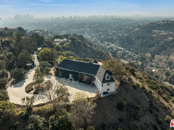 1501 Tower Grove Dr, Beverly Hills, CA 90210