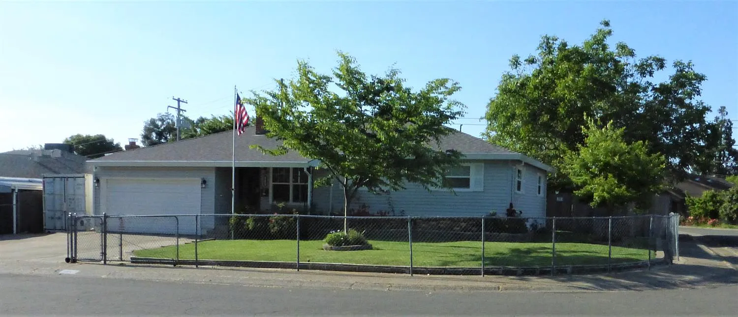10267 Rinda Dr photo 1