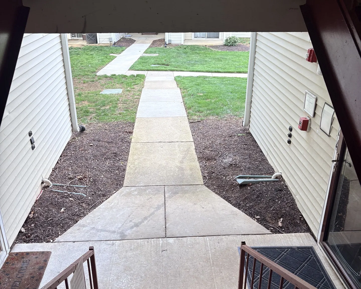 1 bed, 702 sqft, $1,750 — Photo 2