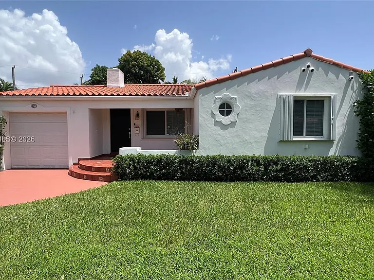 229 Cadima Ave — Photo 1
