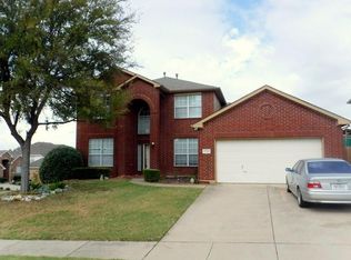 2764 Sedgemoor Dr, Grand Prairie, TX 75052