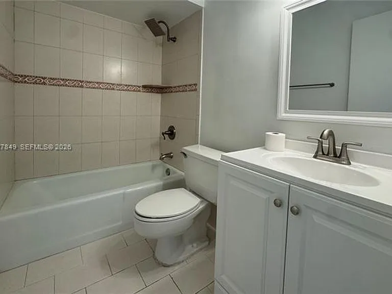 7420 Big Cypress Dr #Townhouse 7420 — Photo 12