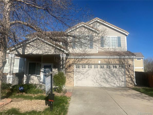 407 Ivory Circle, Aurora, CO 80011