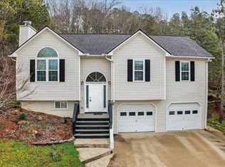 198 Whispering Waters Dr, Jasper, GA 30143