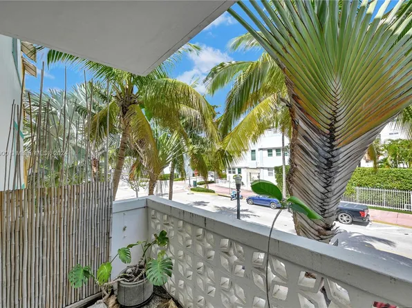 350 Collins Ave APT 212, Miami Beach, FL 33139