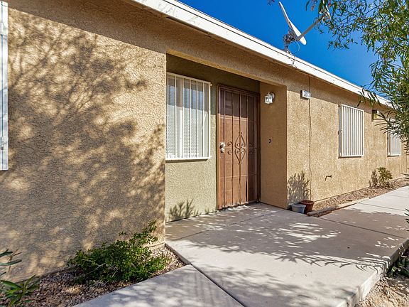 3rd image of 3873 Soda Springs Dr