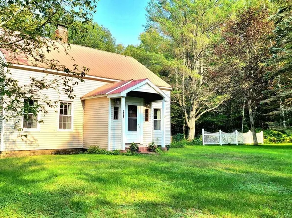 879 Valley Road, Waterford, ME 04088