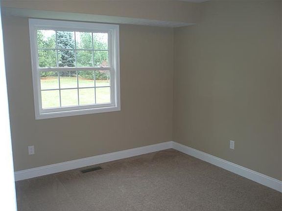 4th image of 8063 W Columbia Hwy